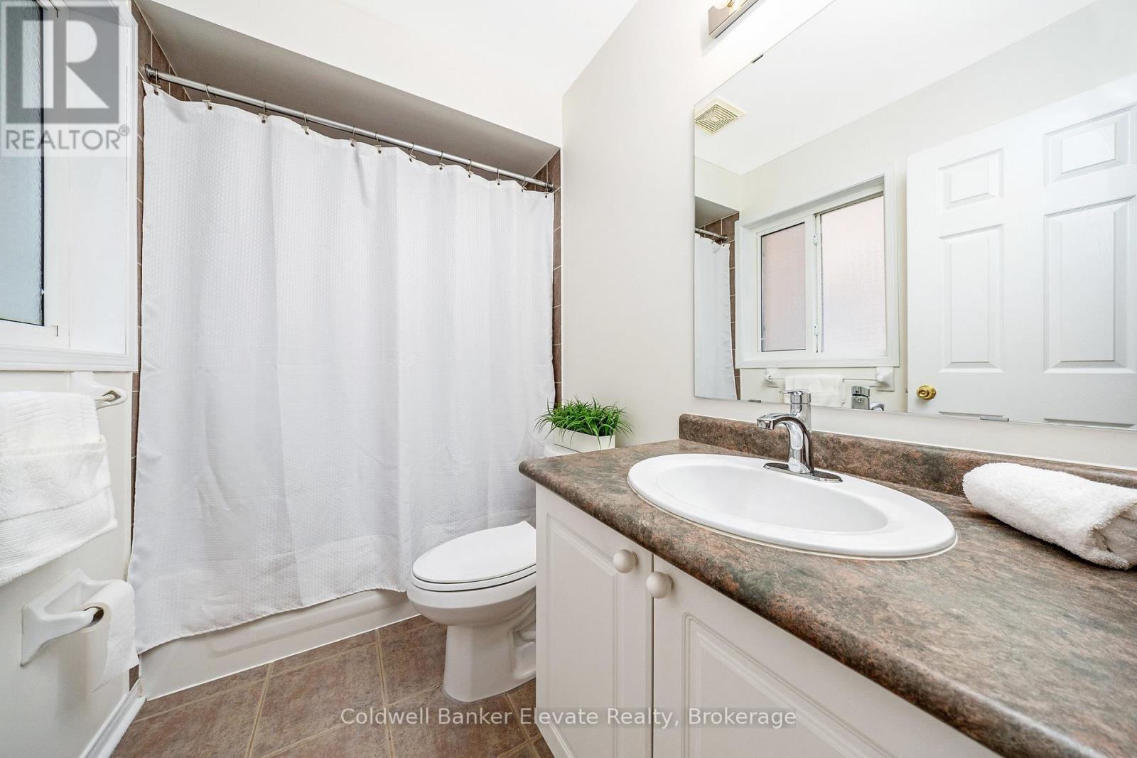 81 Atwood Avenue, Halton Hills (Georgetown), Ontario  L7G 6C5 - Photo 20 - W12584328