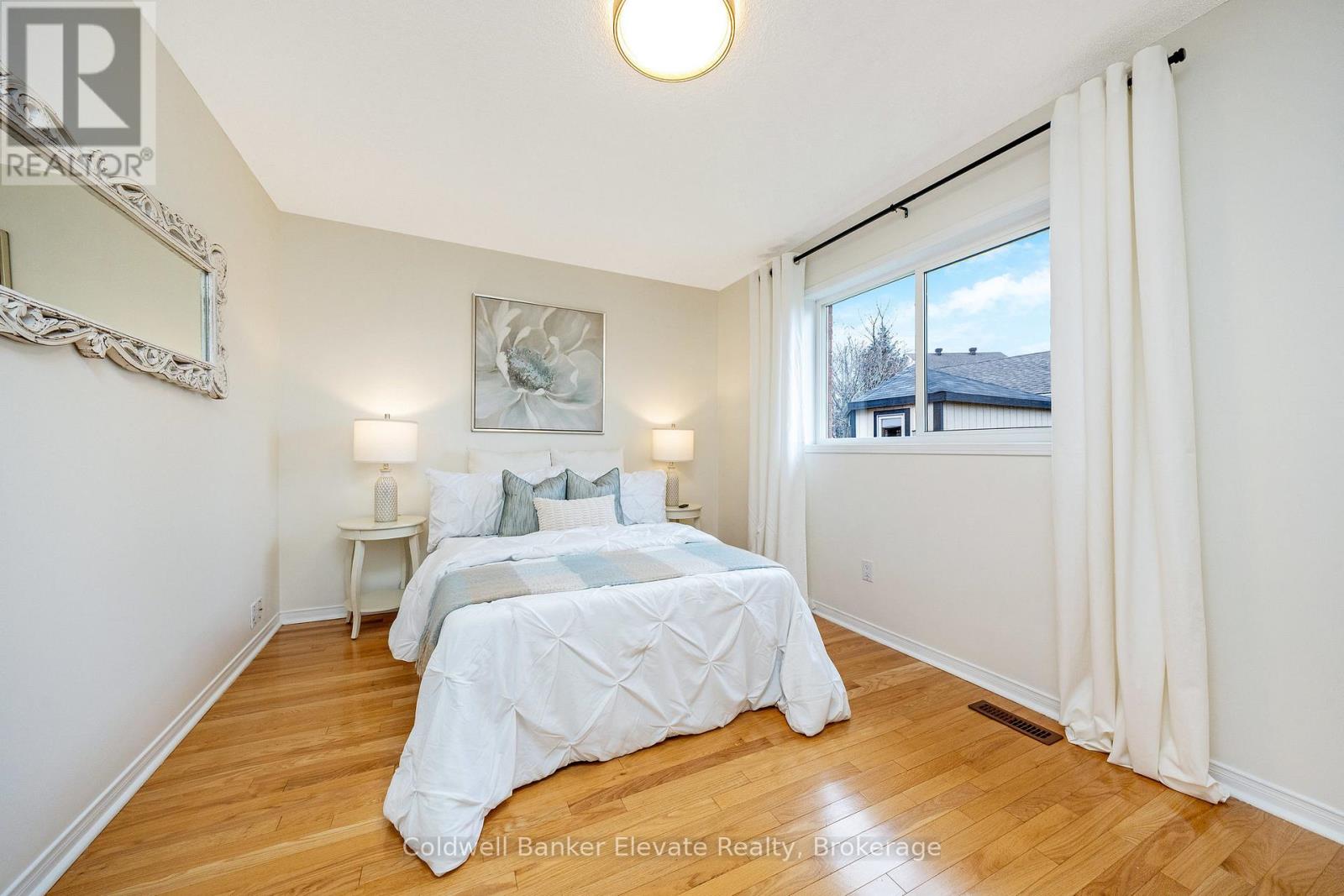 81 Atwood Avenue, Halton Hills (Georgetown), Ontario  L7G 6C5 - Photo 21 - W12584328