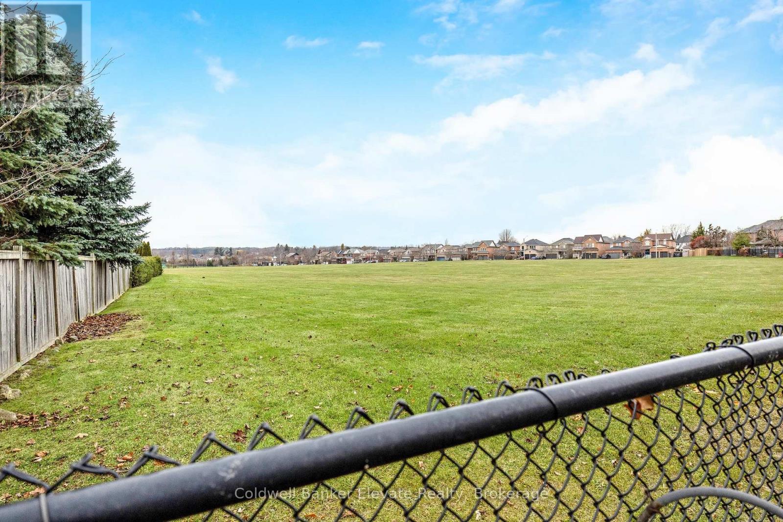 81 Atwood Avenue, Halton Hills (Georgetown), Ontario  L7G 6C5 - Photo 30 - W12584328