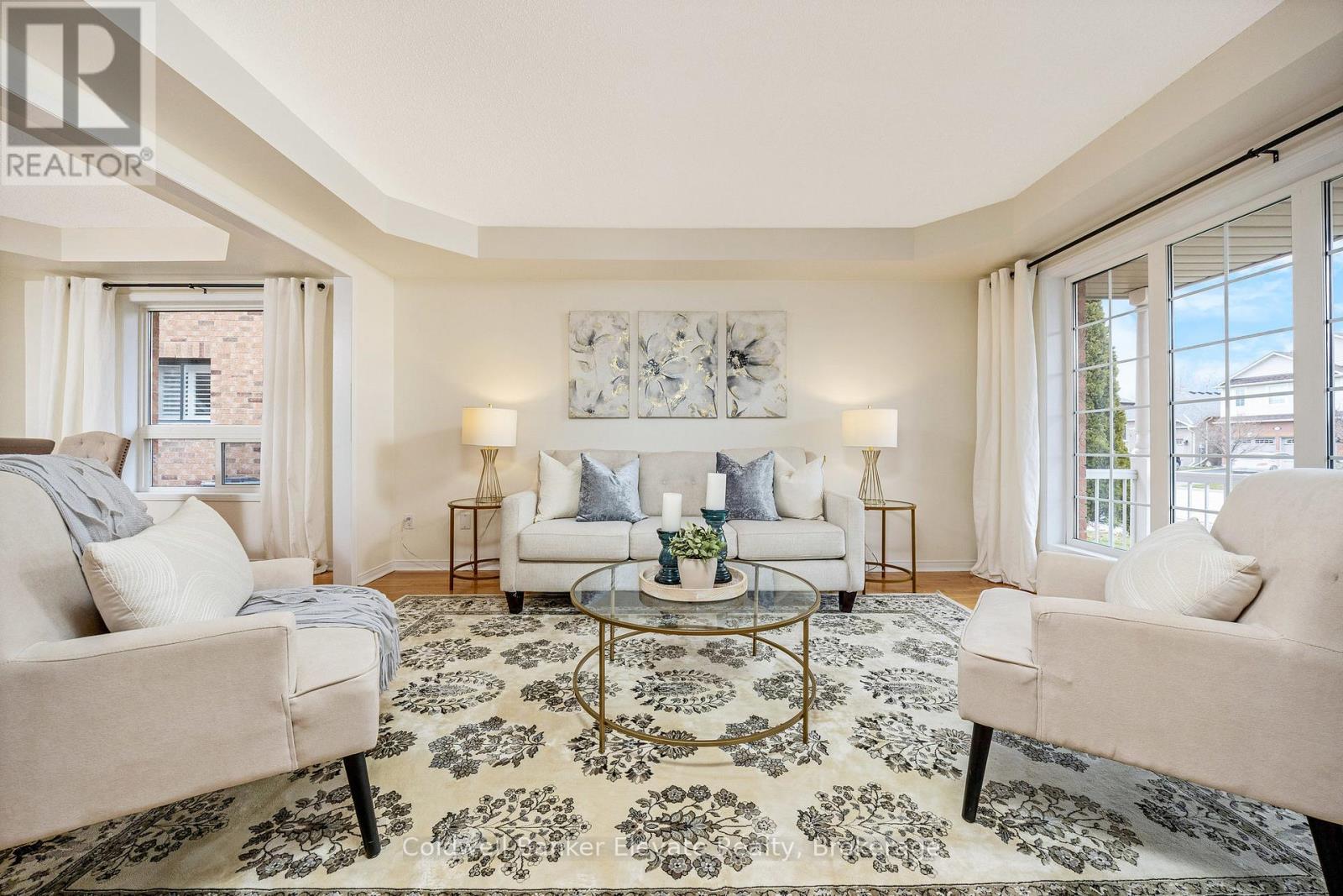 81 Atwood Avenue, Halton Hills (Georgetown), Ontario  L7G 6C5 - Photo 7 - W12584328