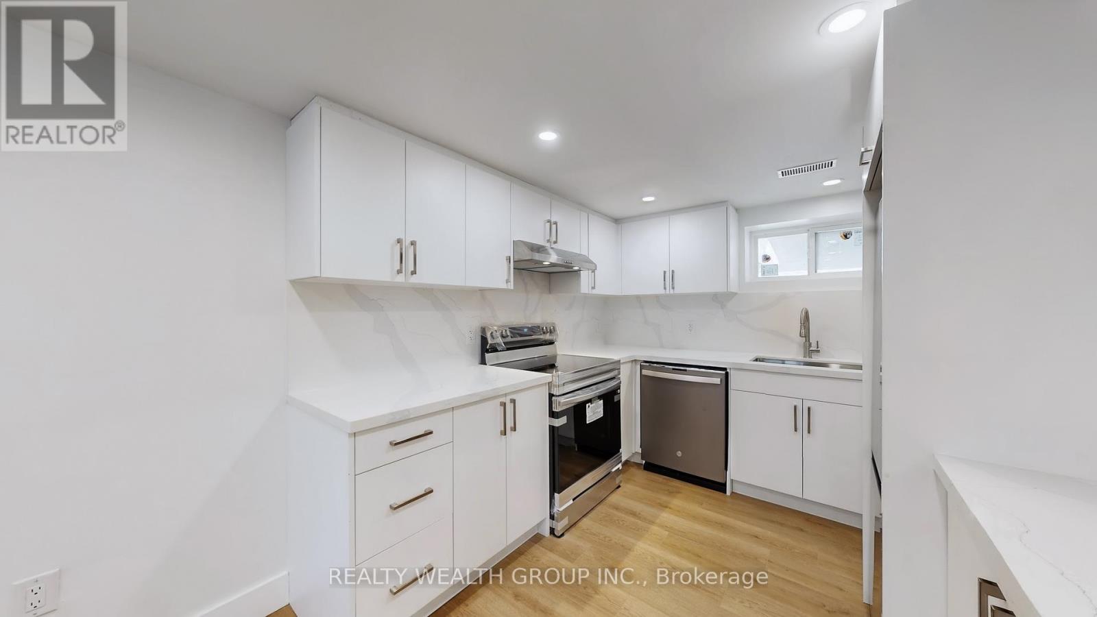 11026 Trafalgar Road, Halton Hills (Stewarttown), Ontario  L7G 4S5 - Photo 27 - W12597210