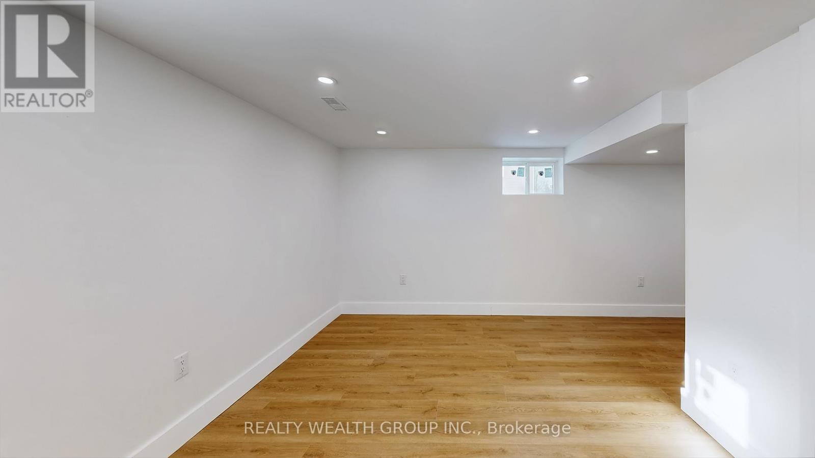 11026 Trafalgar Road, Halton Hills (Stewarttown), Ontario  L7G 4S5 - Photo 32 - W12597210