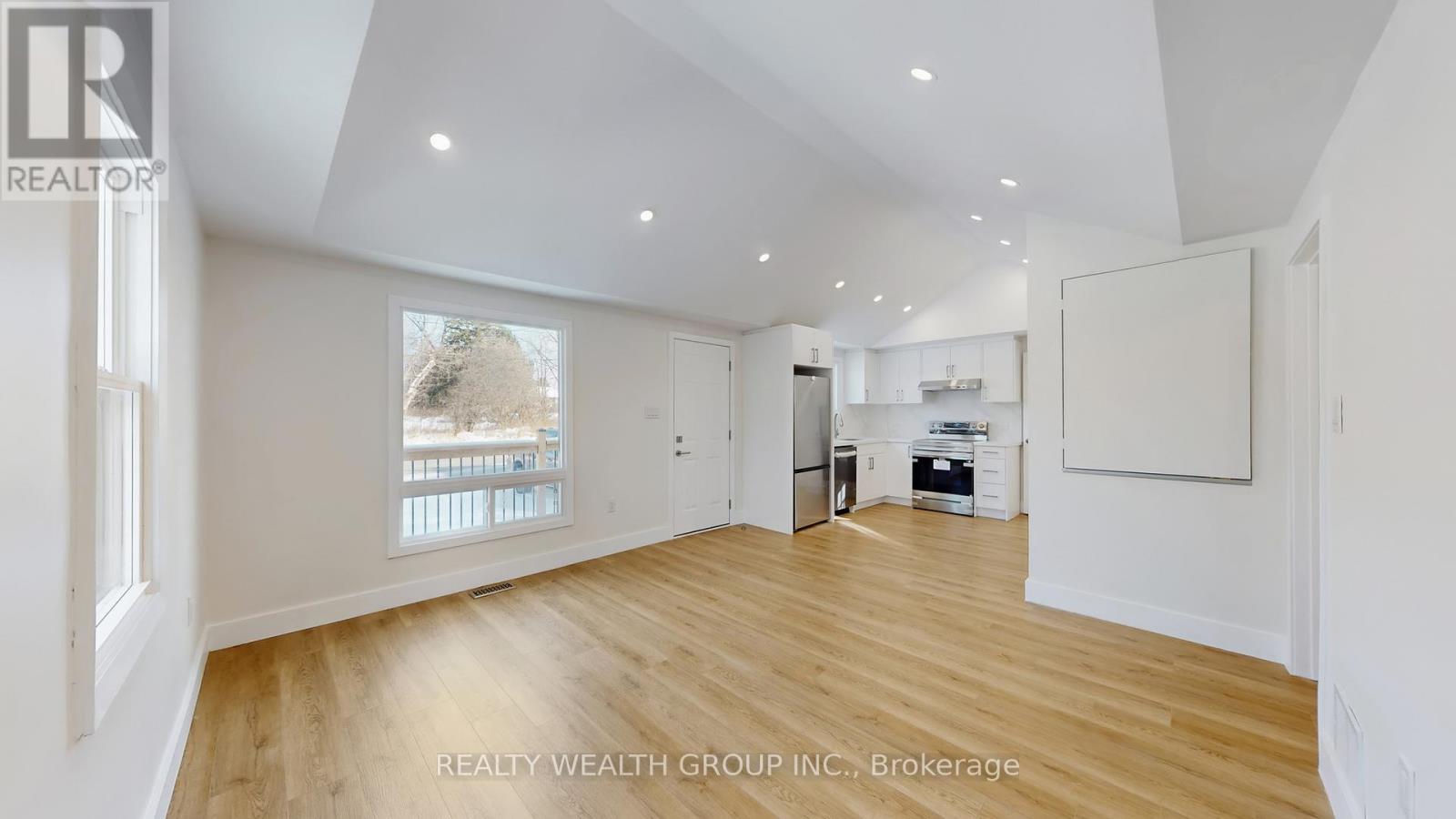 11026 Trafalgar Road, Halton Hills (Stewarttown), Ontario  L7G 4S5 - Photo 5 - W12597210