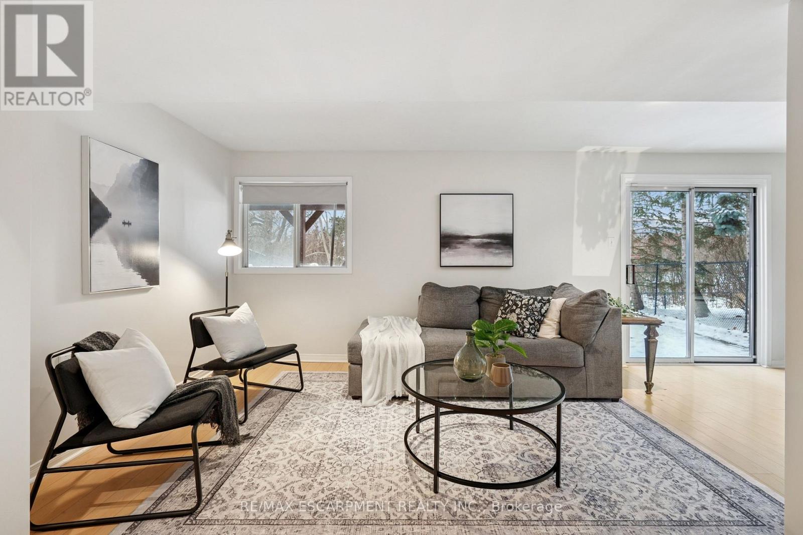 7 Birchway Place, Halton Hills (Ac Acton), Ontario  L7J 2X4 - Photo 34 - W12605964