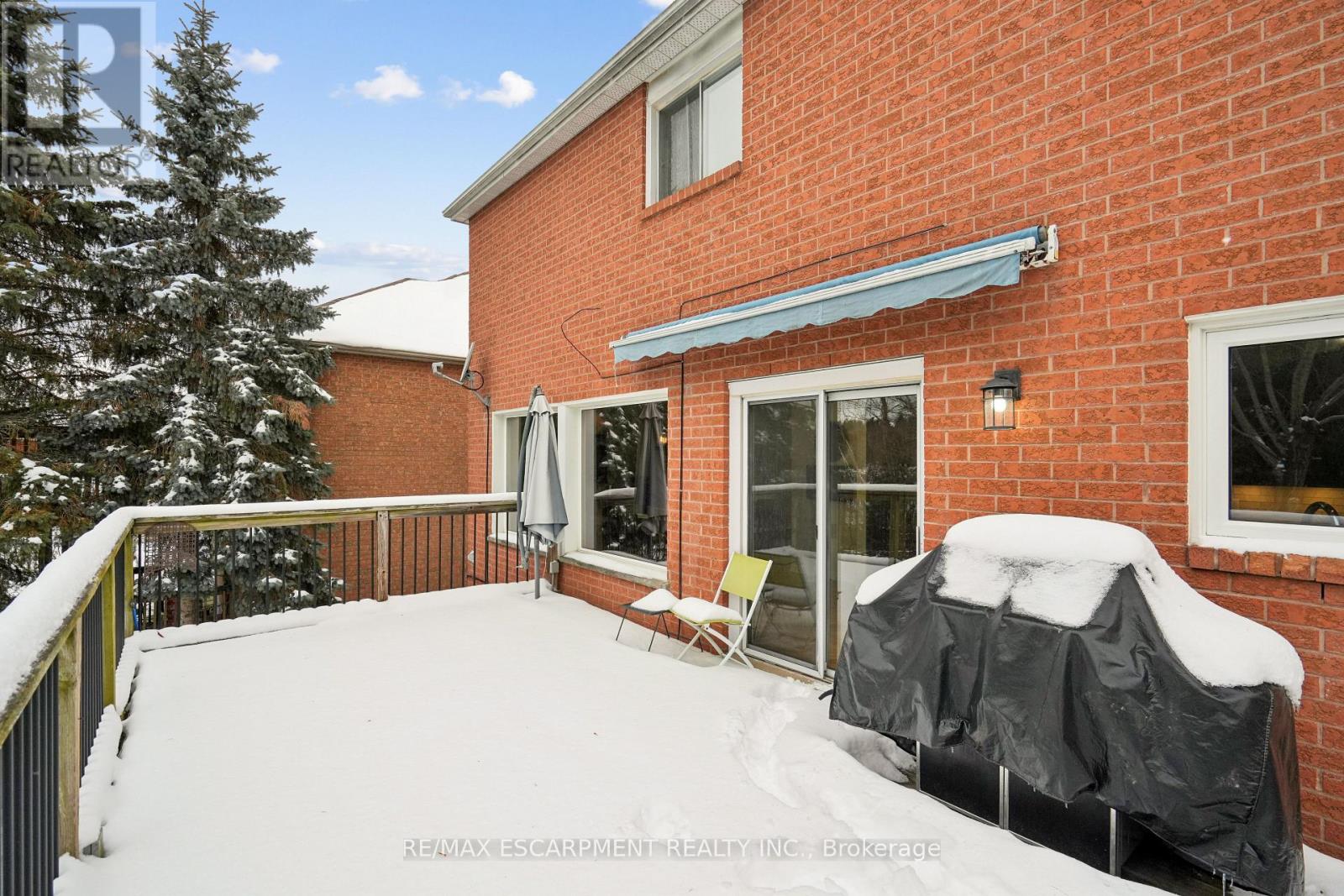 7 Birchway Place, Halton Hills (Ac Acton), Ontario  L7J 2X4 - Photo 41 - W12605964