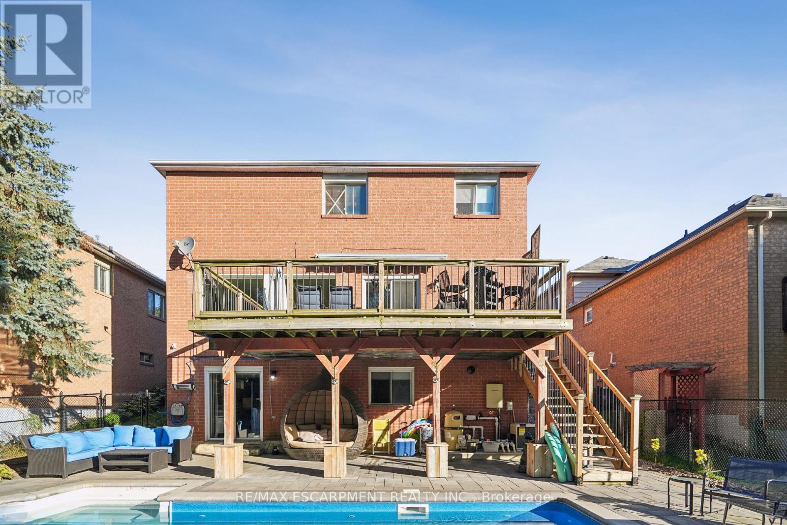 7 Birchway Place, Halton Hills (Ac Acton), Ontario  L7J 2X4 - Photo 45 - W12605964