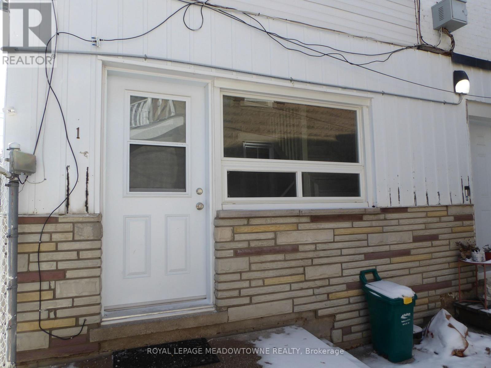 1 - 12 Wesleyan Street, Halton Hills (Georgetown), Ontario  L7G 2E1 - Photo 24 - W12609254