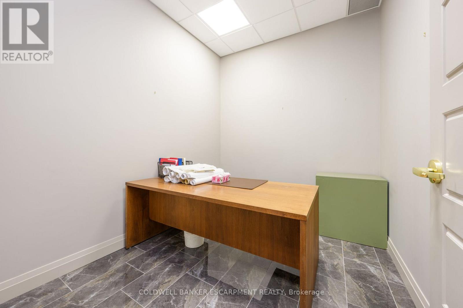 36 Armstrong Avenue, Halton Hills (Georgetown), Ontario  L7G 4R9 - Photo 17 - W12613500