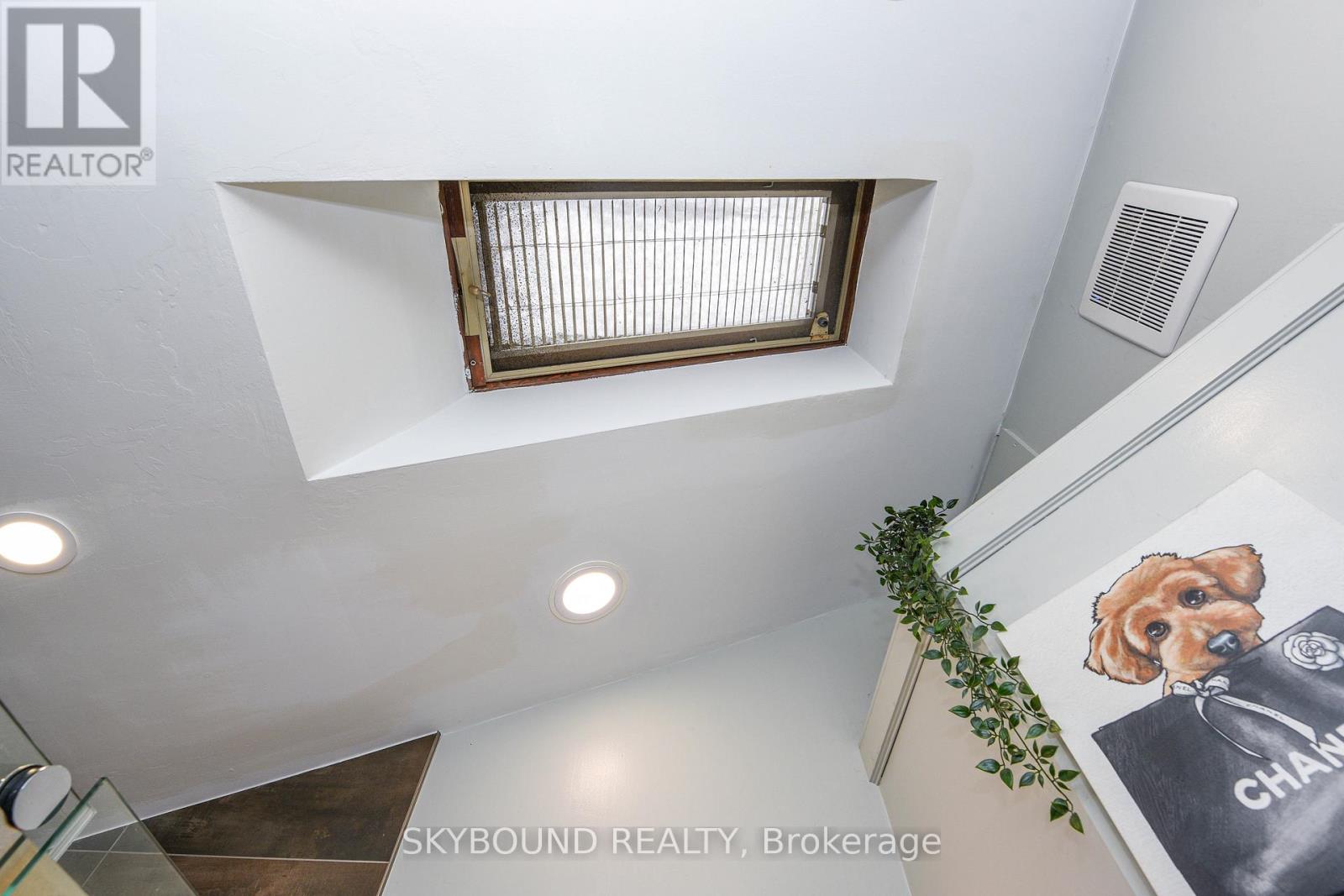 32 Victoria Avenue, Halton Hills (Ac Acton), Ontario  L7J 1Y9 - Photo 32 - W12633380