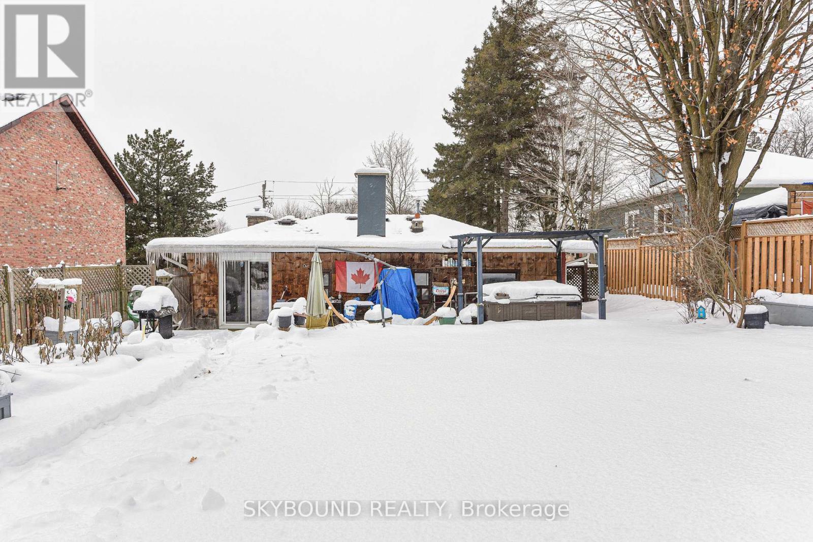 32 Victoria Avenue, Halton Hills (Ac Acton), Ontario  L7J 1Y9 - Photo 45 - W12633380