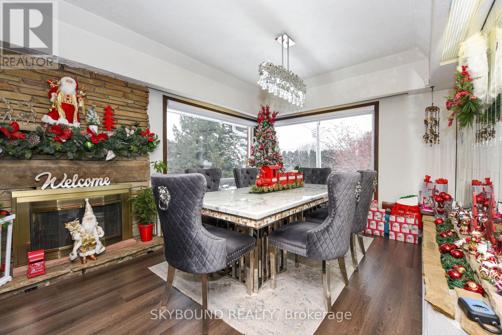 32 Victoria Avenue, Halton Hills (Ac Acton), Ontario  L7J 1Y9 - Photo 8 - W12633380