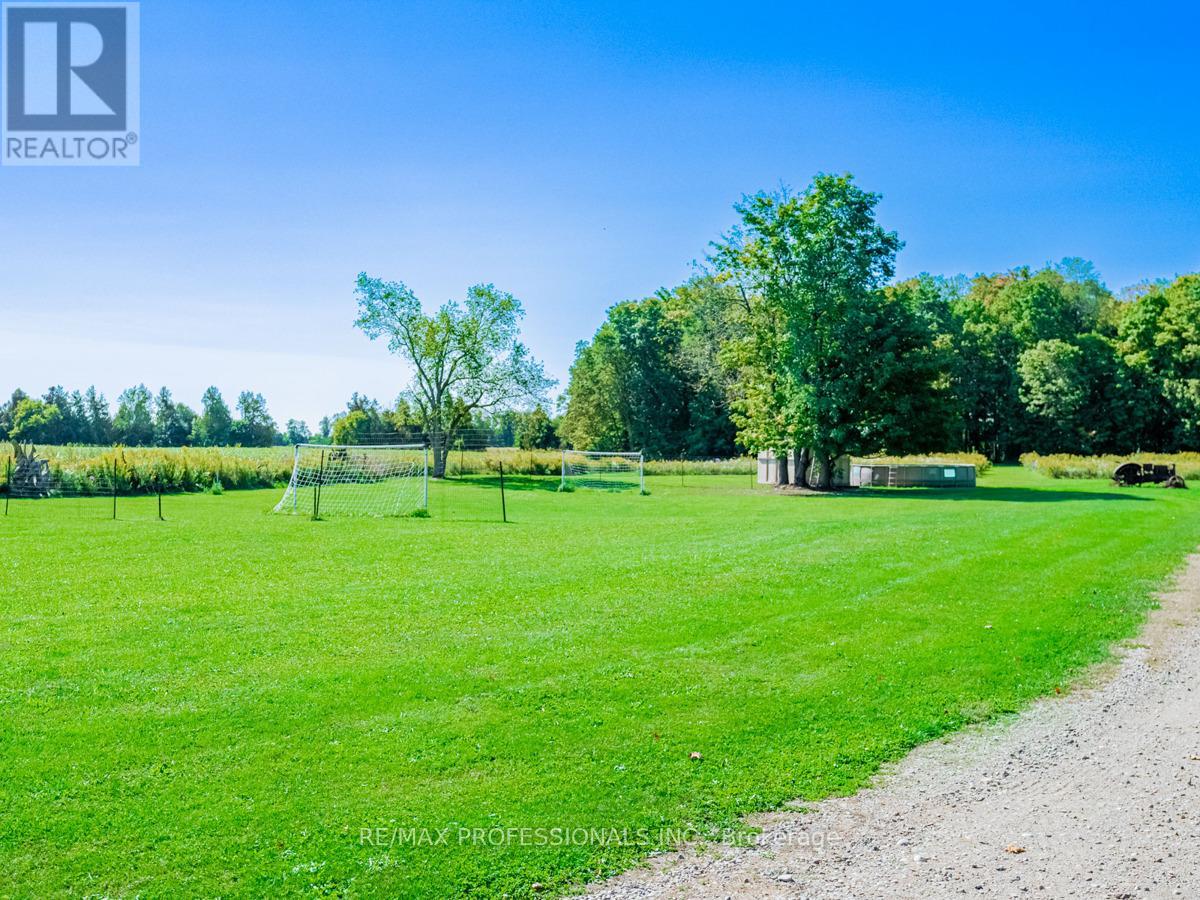 13908 Trafalgar Road, Halton Hills (Rural Halton Hills), Ontario  L7G 4S4 - Photo 13 - W12654820