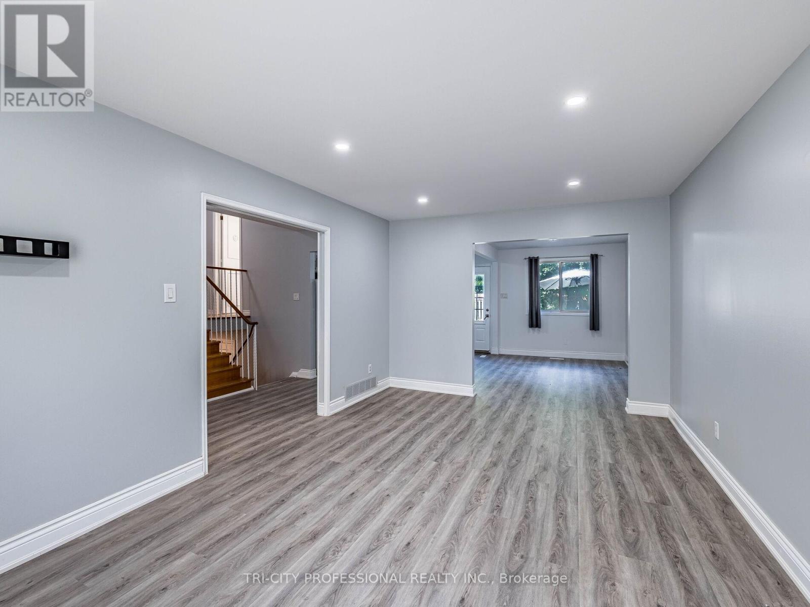 172 Mountainview Road S, Halton Hills (Georgetown), Ontario  L7G 4K7 - Photo 15 - W12657134