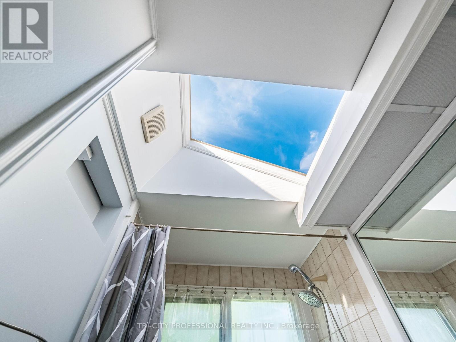 172 Mountainview Road S, Halton Hills (Georgetown), Ontario  L7G 4K7 - Photo 29 - W12657134