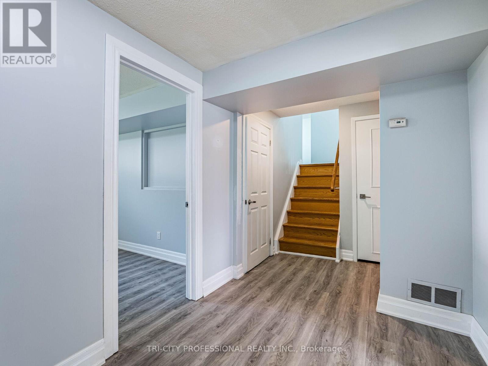 172 Mountainview Road S, Halton Hills (Georgetown), Ontario  L7G 4K7 - Photo 30 - W12657134