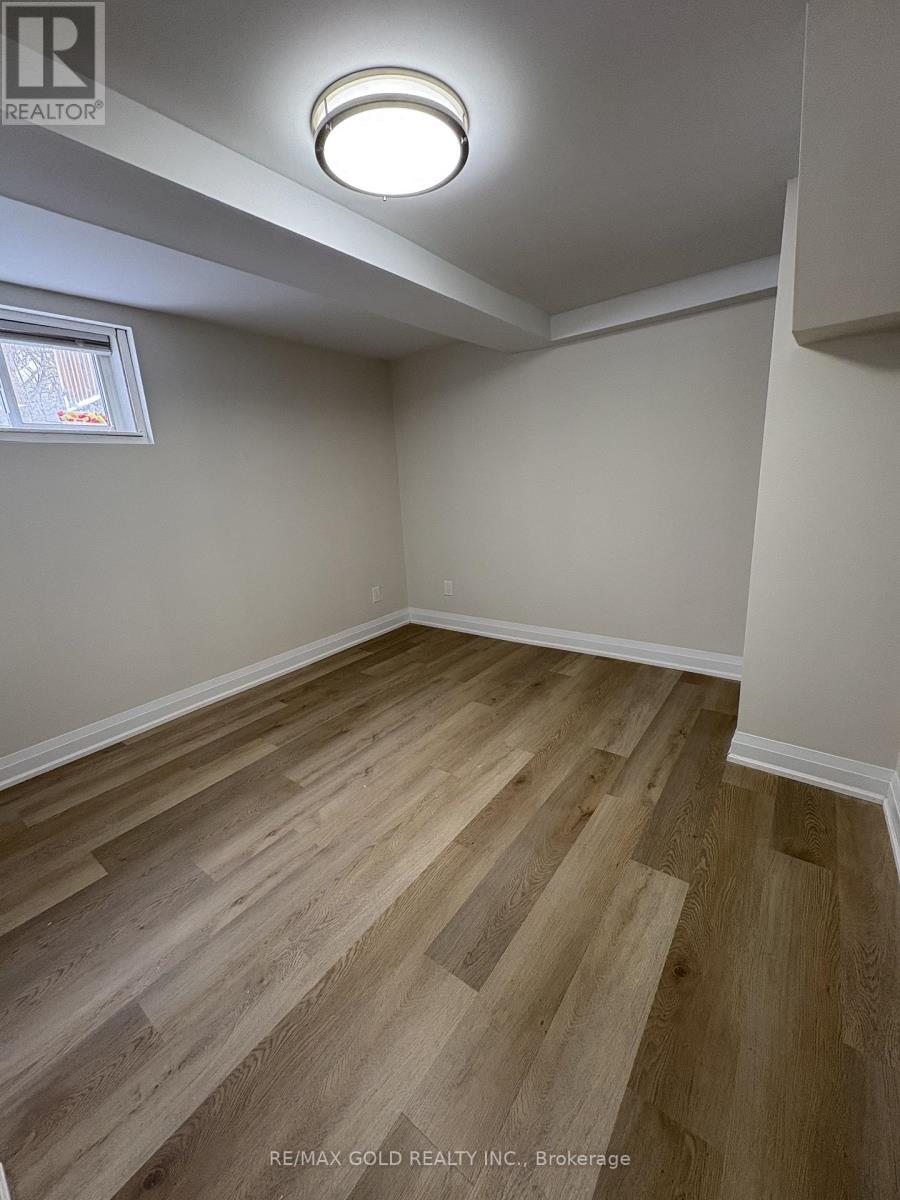 Bsmt - 6520 32 Side Road, Halton Hills (Ac Acton), Ontario  L7J 2L7 - Photo 8 - W12657334