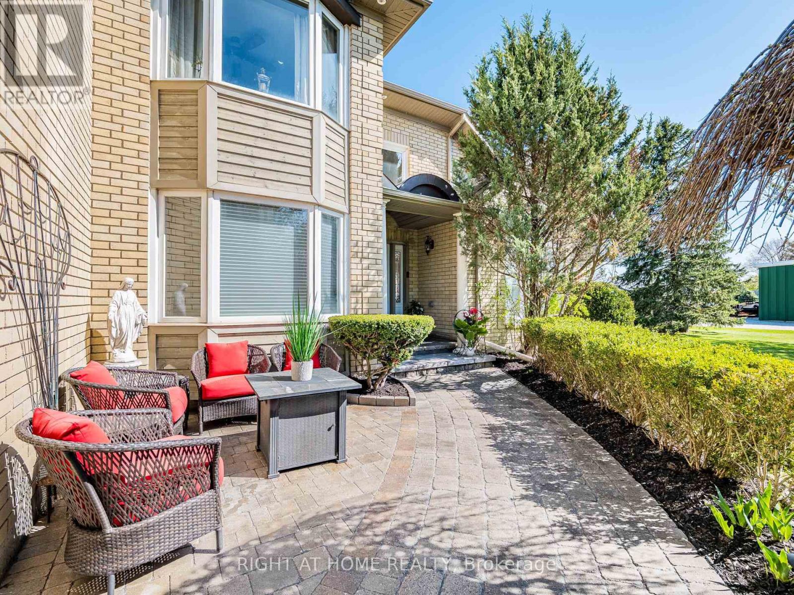 13250 Tenth Side Road, Halton Hills (Rural Halton Hills), Ontario  L7G 4S5 - Photo 4 - W12657786