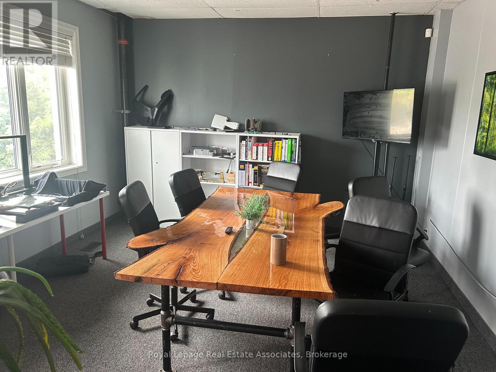 2 - 153 Perth Street, Halton Hills (Ac Acton), Ontario  L7J 1C9 - Photo 3 - W12661132