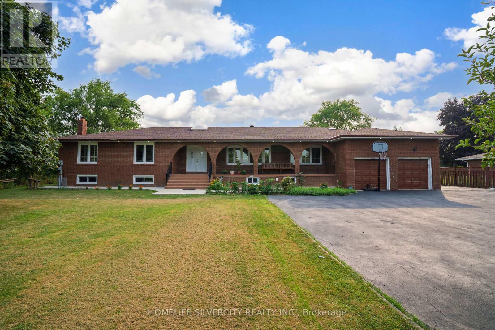8484 Winston Churchill Boulevard N, Halton Hills (Rural Halton Hills), Ontario  L0P 1K0 - Photo 1 - W12664118