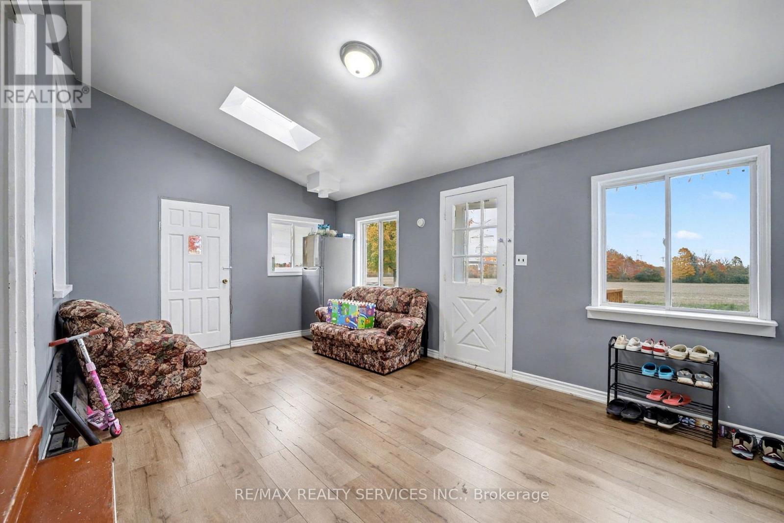 11889 Fourth Line, Halton Hills (Rural Halton Hills), Ontario  L7J 2M1 - Photo 19 - W12664172