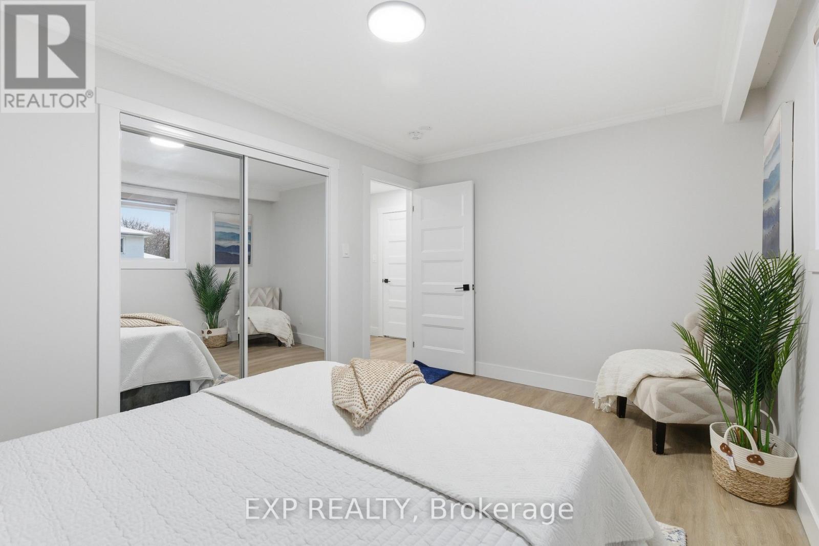 80 Mountainview Road S, Halton Hills (Georgetown), Ontario  L7G 4K5 - Photo 19 - W12664604