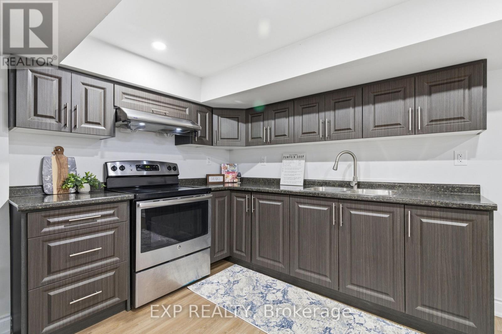 80 Mountainview Road S, Halton Hills (Georgetown), Ontario  L7G 4K5 - Photo 33 - W12664604