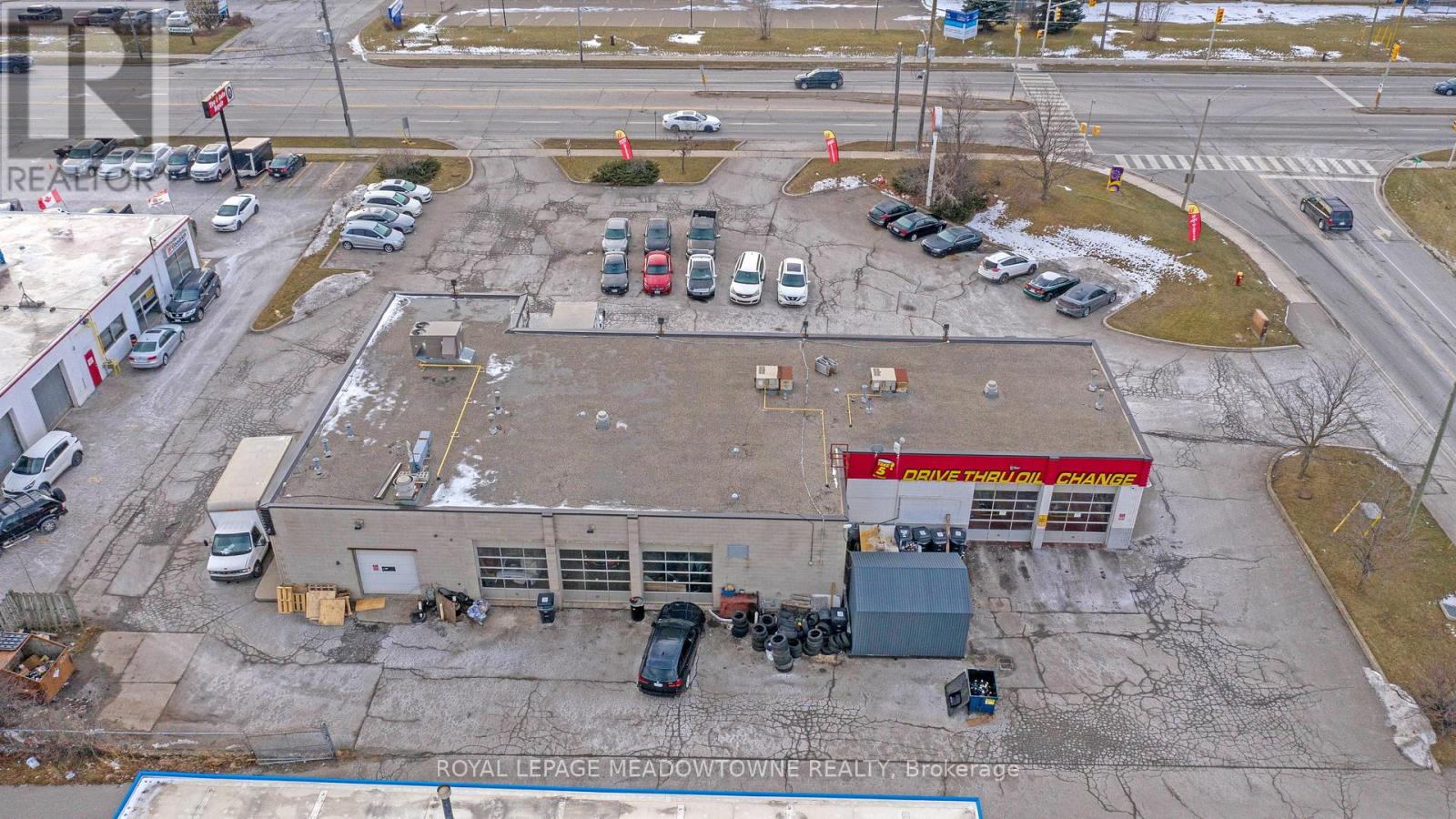 341 Guelph Street, Halton Hills (Georgetown), Ontario  L7G 4B6 - Photo 19 - W12664814