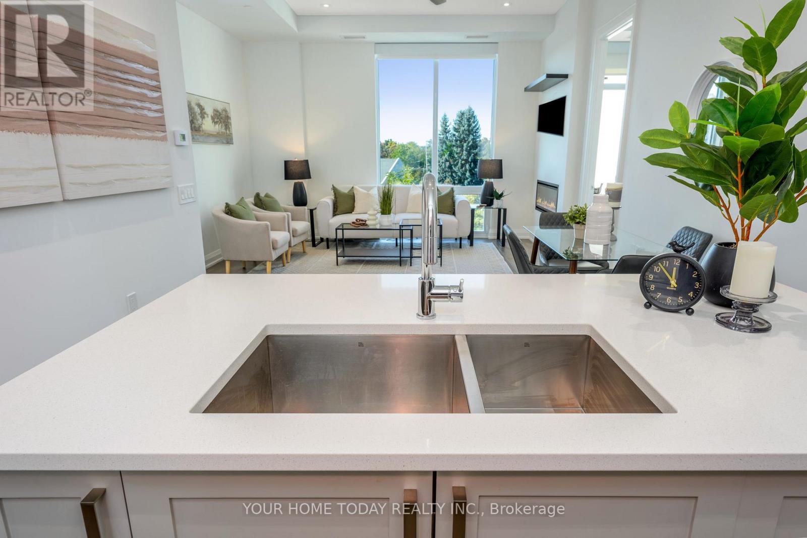 610 - 42 Mill Street, Halton Hills (Georgetown), Ontario  L7G 0P9 - Photo 11 - W12666358