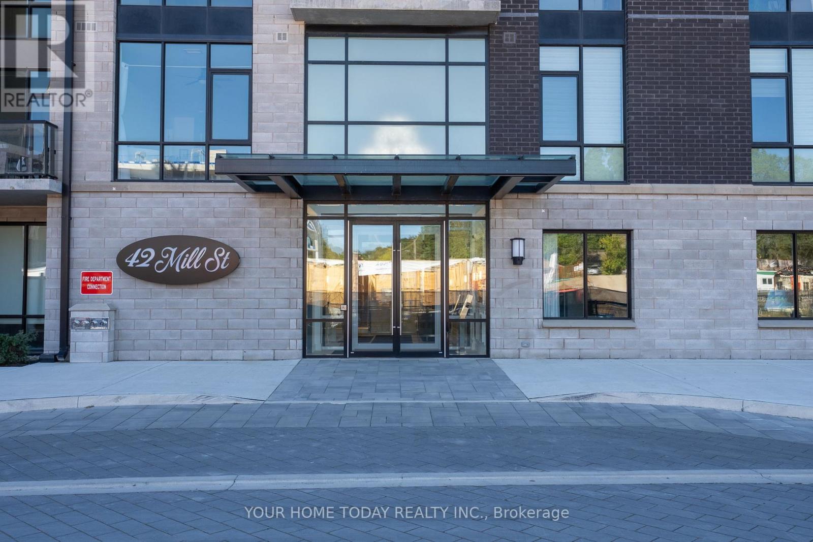 610 - 42 Mill Street, Halton Hills (Georgetown), Ontario  L7G 0P9 - Photo 3 - W12666358