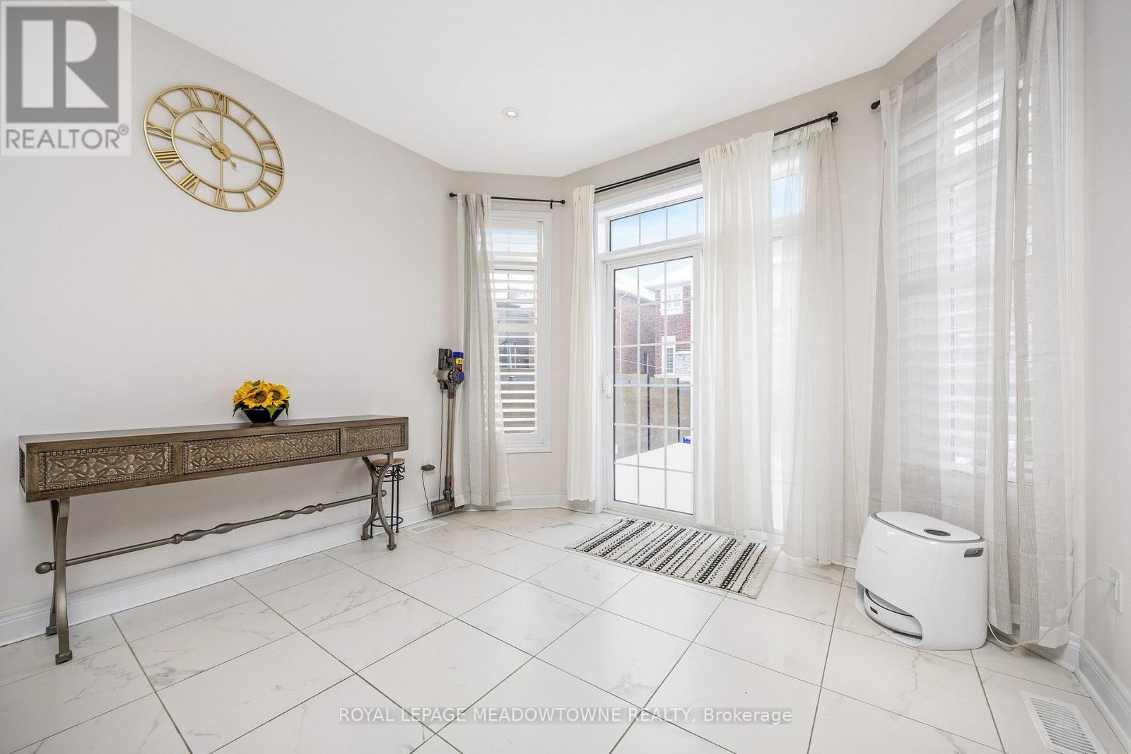 10036 Tenth Line, Halton Hills (Georgetown), Ontario  L7G 0N2 - Photo 17 - W12679542