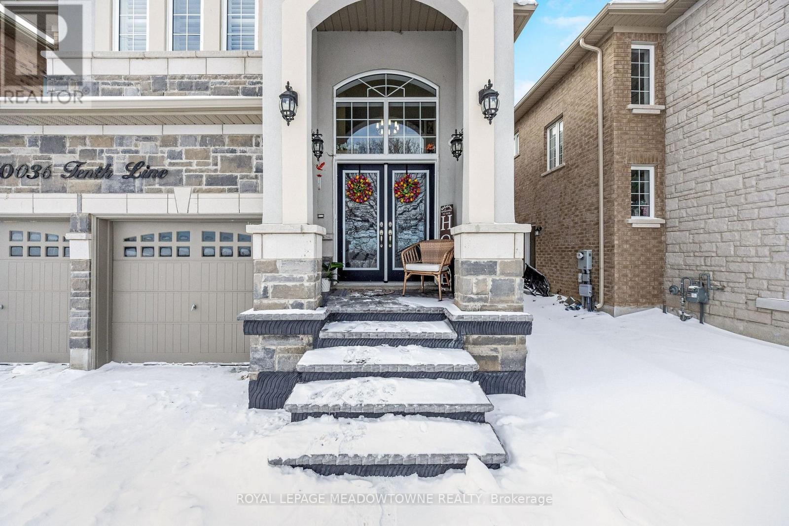 10036 Tenth Line, Halton Hills (Georgetown), Ontario  L7G 0N2 - Photo 2 - W12679542