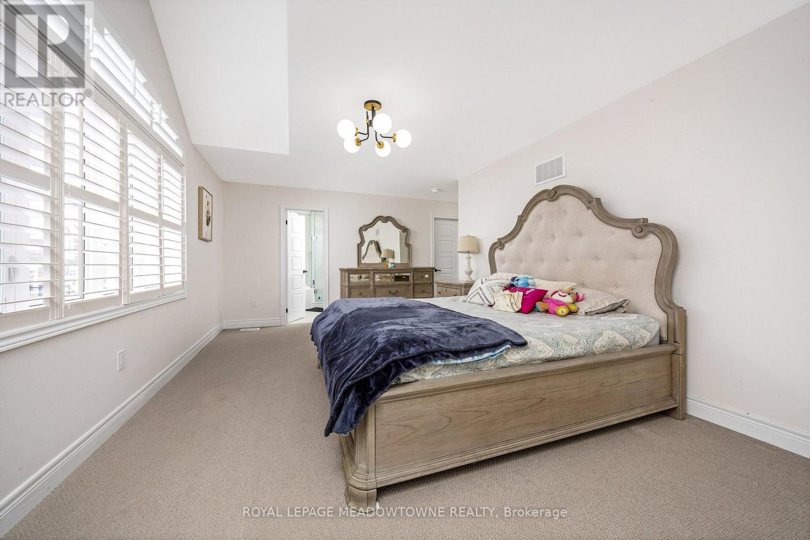 10036 Tenth Line, Halton Hills (Georgetown), Ontario  L7G 0N2 - Photo 25 - W12679542