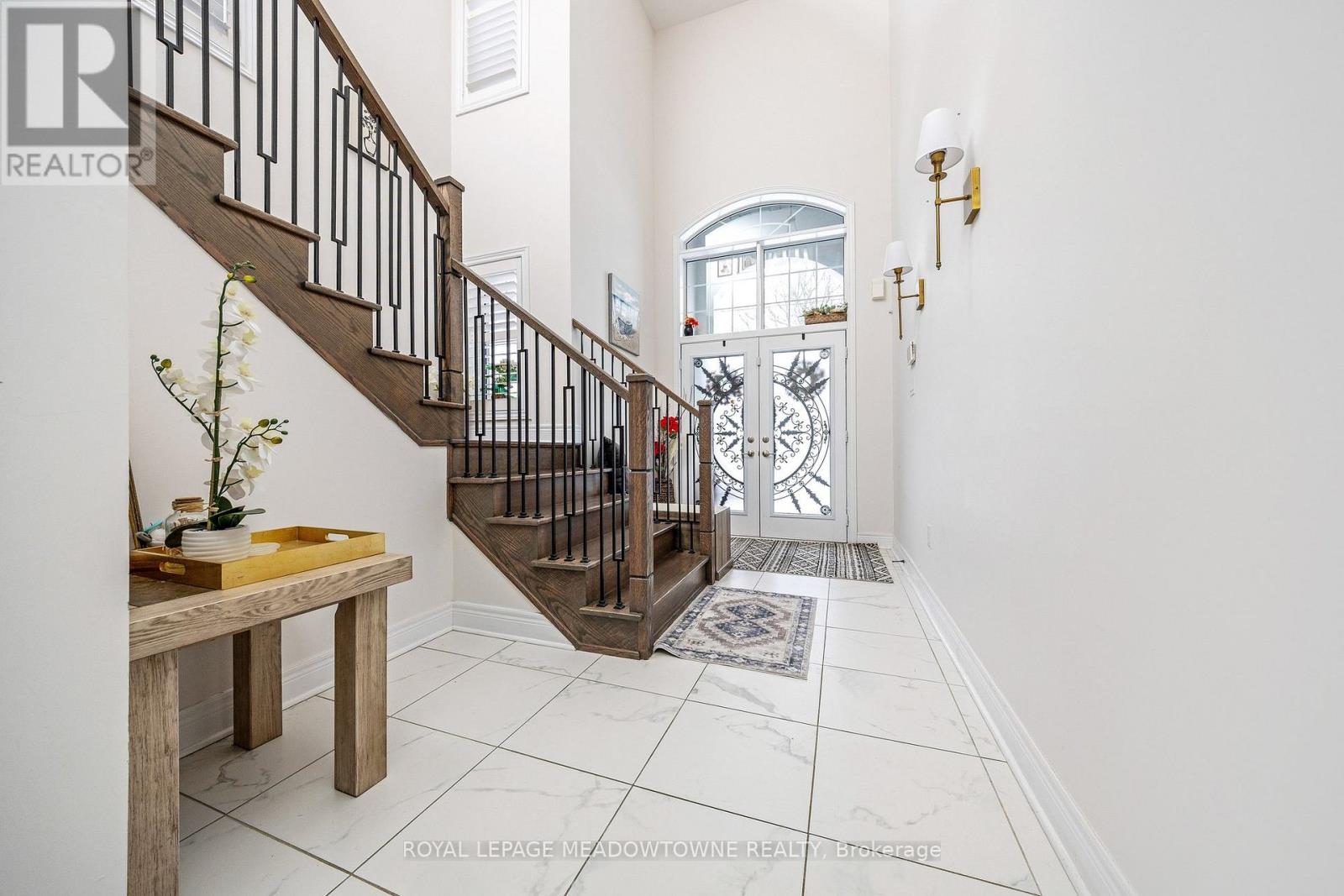 10036 Tenth Line, Halton Hills (Georgetown), Ontario  L7G 0N2 - Photo 4 - W12679542