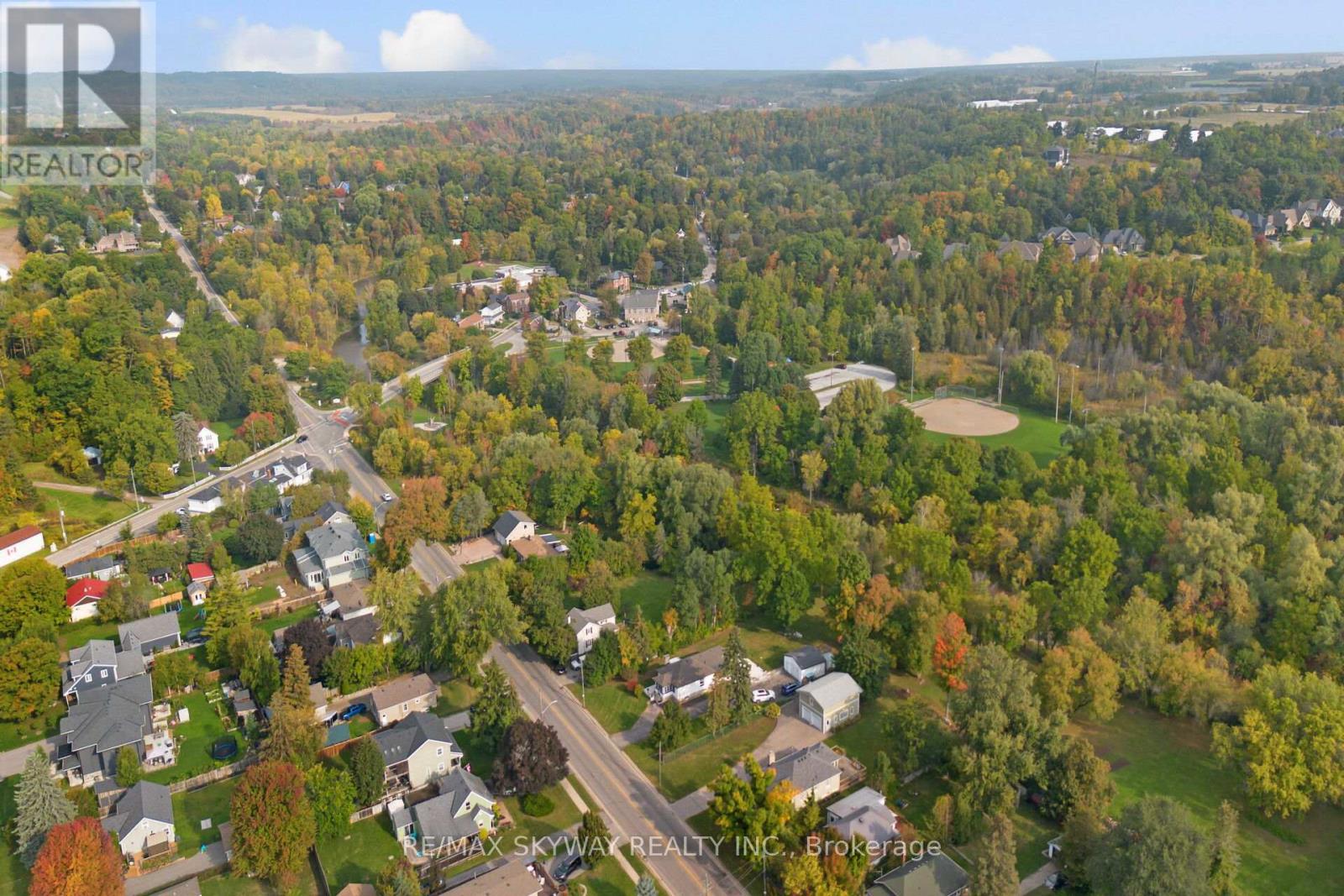 45 Confederation Street, Halton Hills (Glen Williams), Ontario  L7G 3R4 - Photo 10 - W12680978