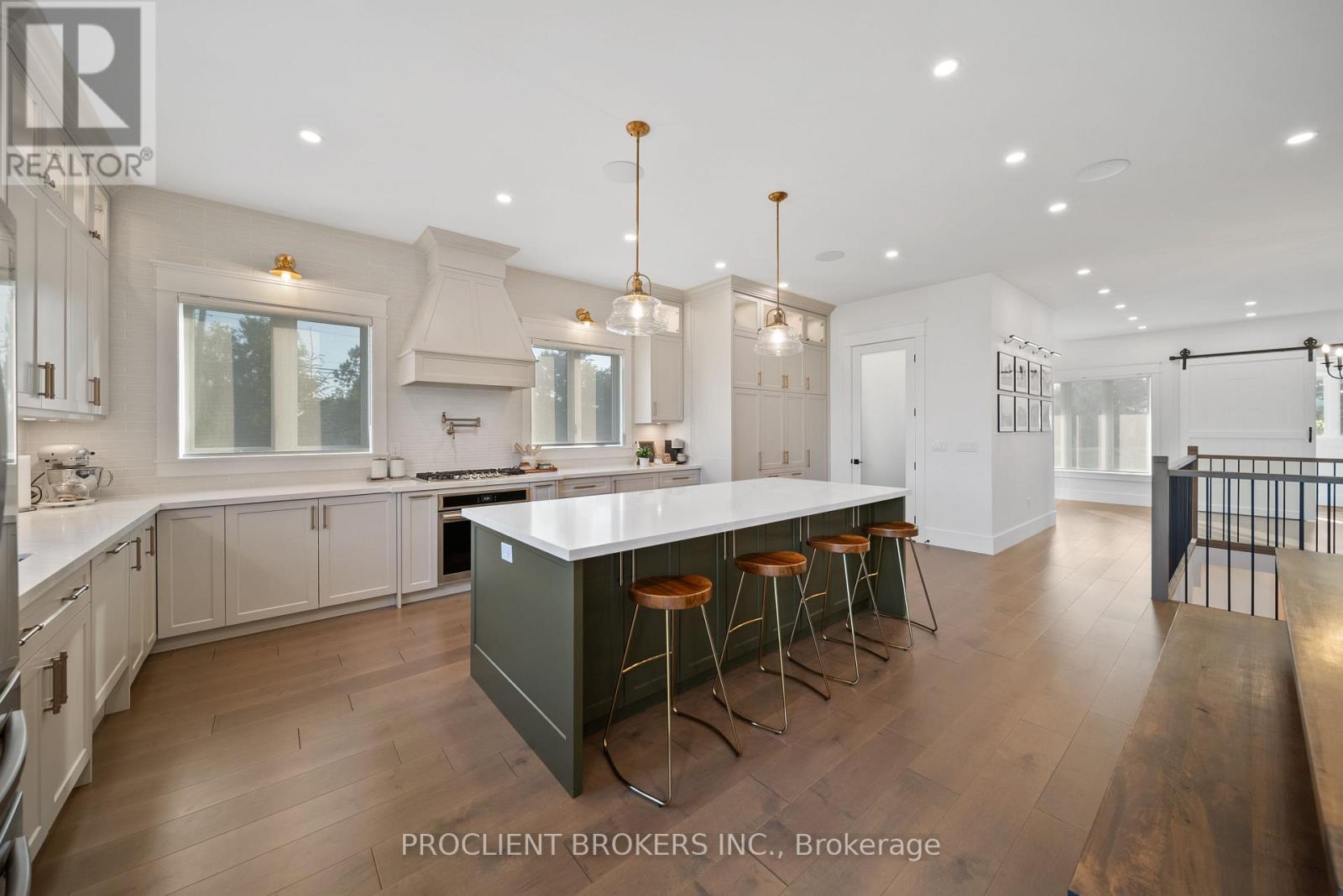 10223 Guelph Line, Milton, Ontario  L0P 1B0 - Photo 13 - W12685448