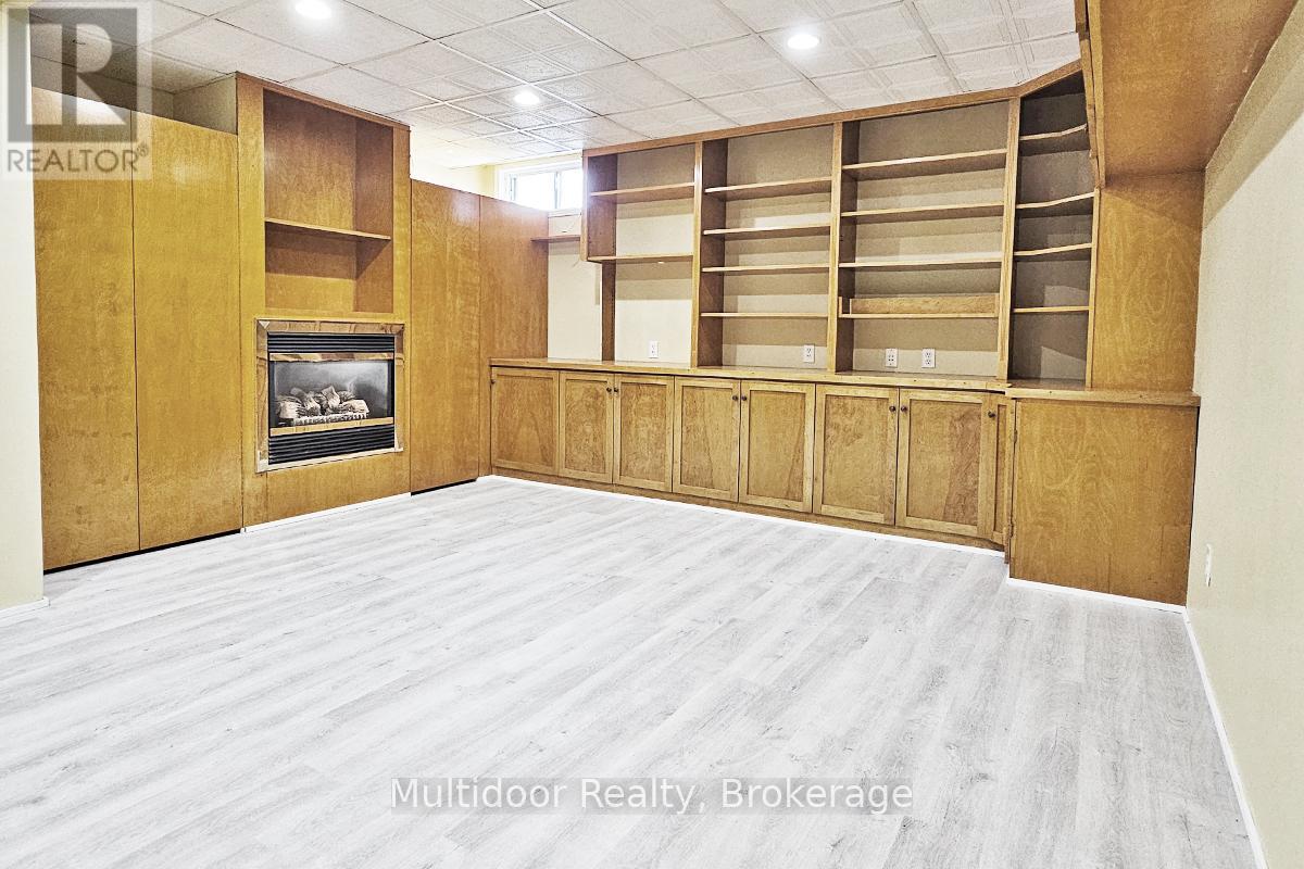 12 Hill Street, Halton Hills (Ac Acton), Ontario  L7J 2W2 - Photo 14 - W12685492