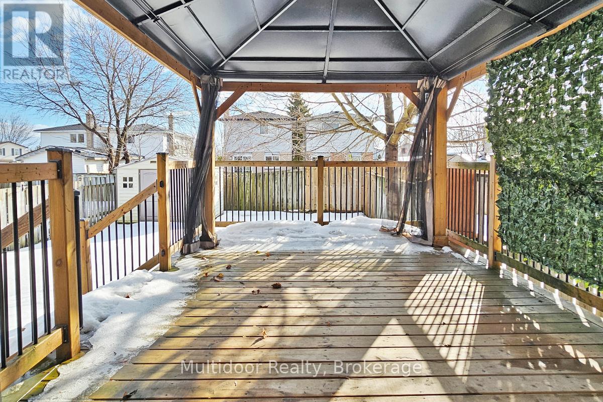 12 Hill Street, Halton Hills (Ac Acton), Ontario  L7J 2W2 - Photo 17 - W12685492