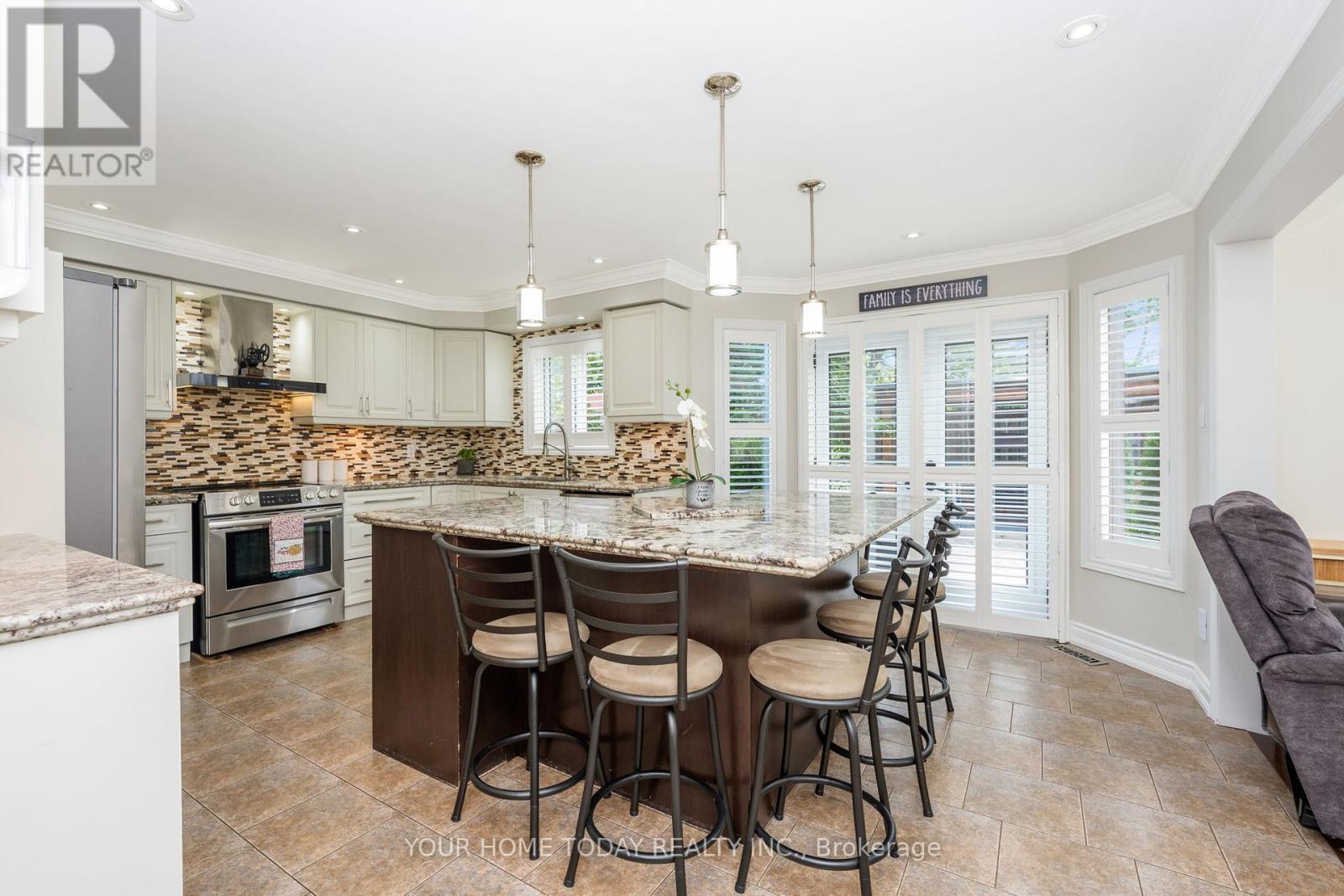 49 Miller Drive, Halton Hills (Georgetown), Ontario  L7G 5P7 - Photo 11 - W12687240