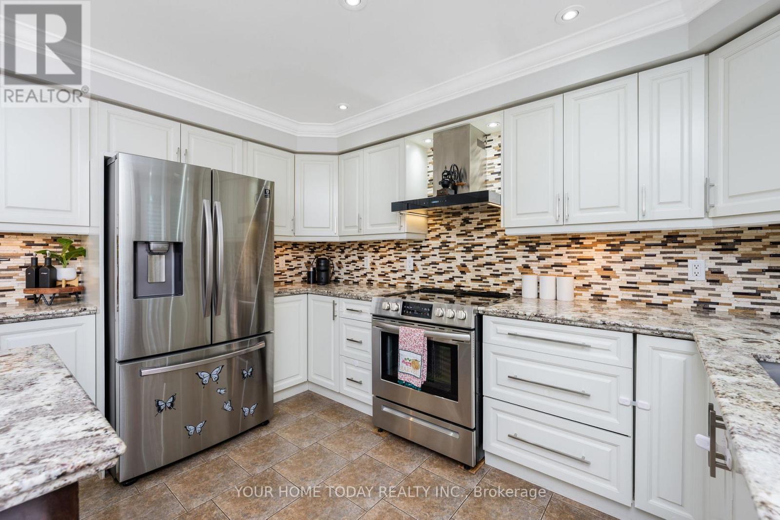 49 Miller Drive, Halton Hills (Georgetown), Ontario  L7G 5P7 - Photo 13 - W12687240