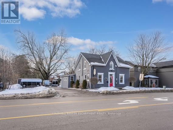 28 MAIN STREET N, halton hills (ac acton), Ontario
