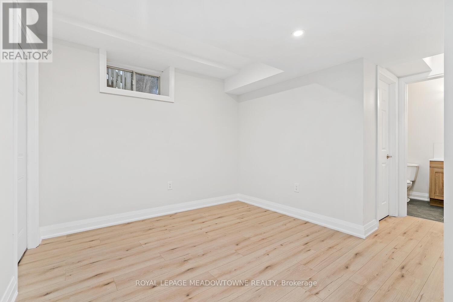 Unit 3 - 2 John Street, Halton Hills (Georgetown), Ontario  L7G 2J6 - Photo 10 - W12688200