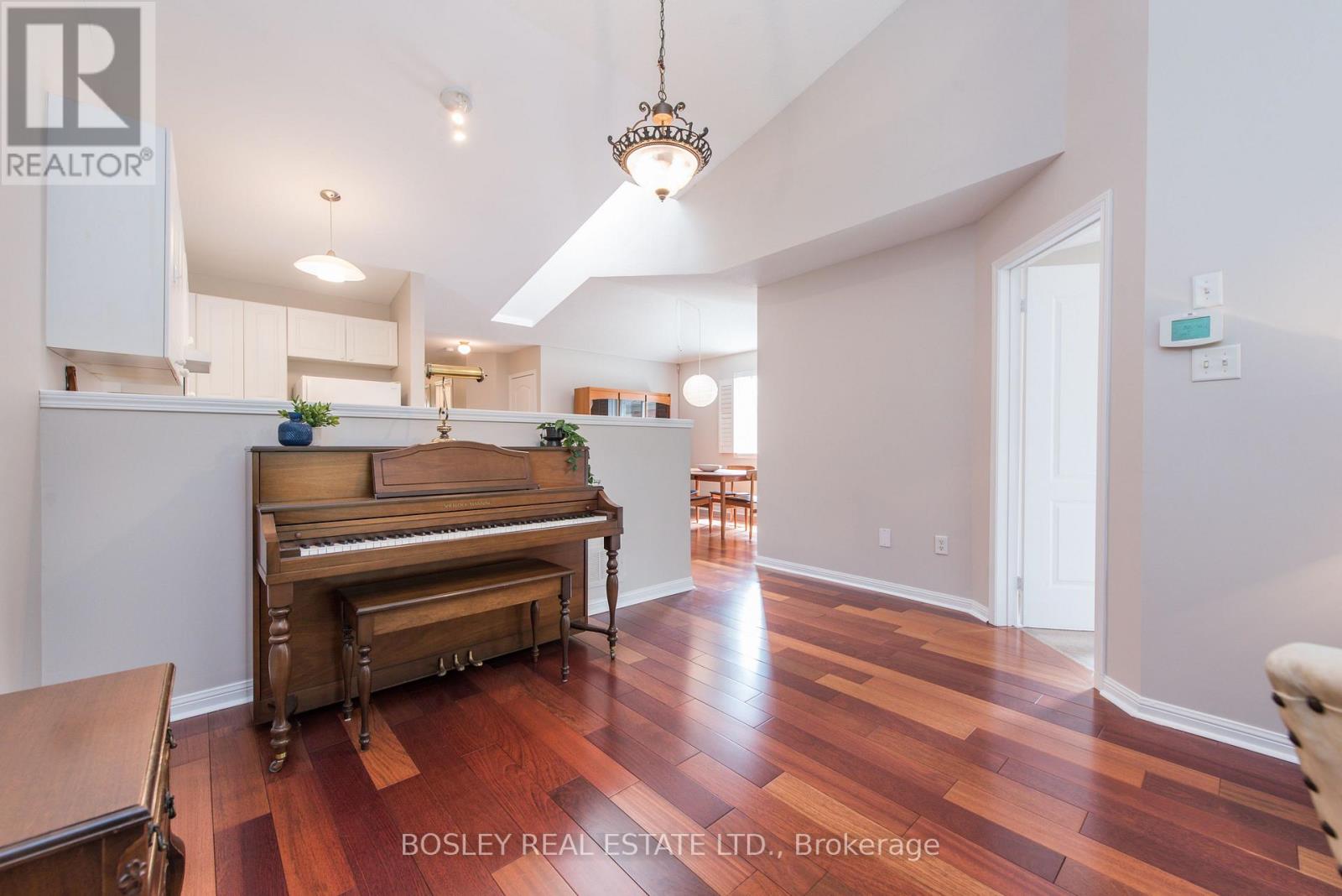 41 Atwood Avenue, Halton Hills (Georgetown), Ontario  L7G 5Z9 - Photo 21 - W12690340