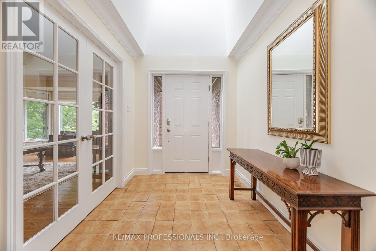 12130 Eighth Line, Halton Hills (Glen Williams), Ontario  L7G 4S4 - Photo 5 - W12690796