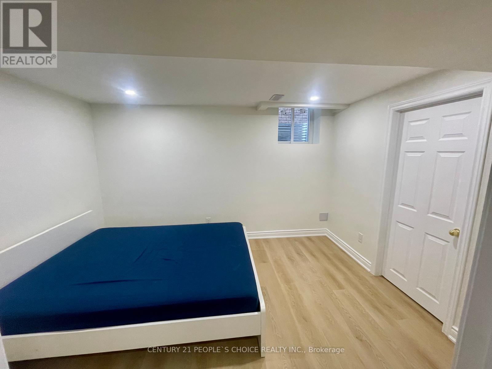 Bsmt - 319 Barber Drive, Halton Hills (Georgetown), Ontario  L7G 5H7 - Photo 24 - W12692700