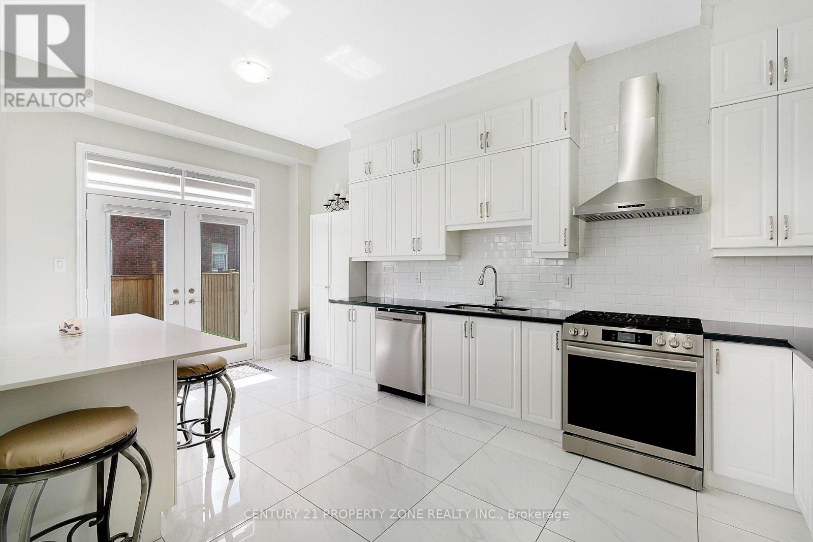 10096 Tenth Line, Halton Hills (Georgetown), Ontario  L7G 4S7 - Photo 16 - W12693656