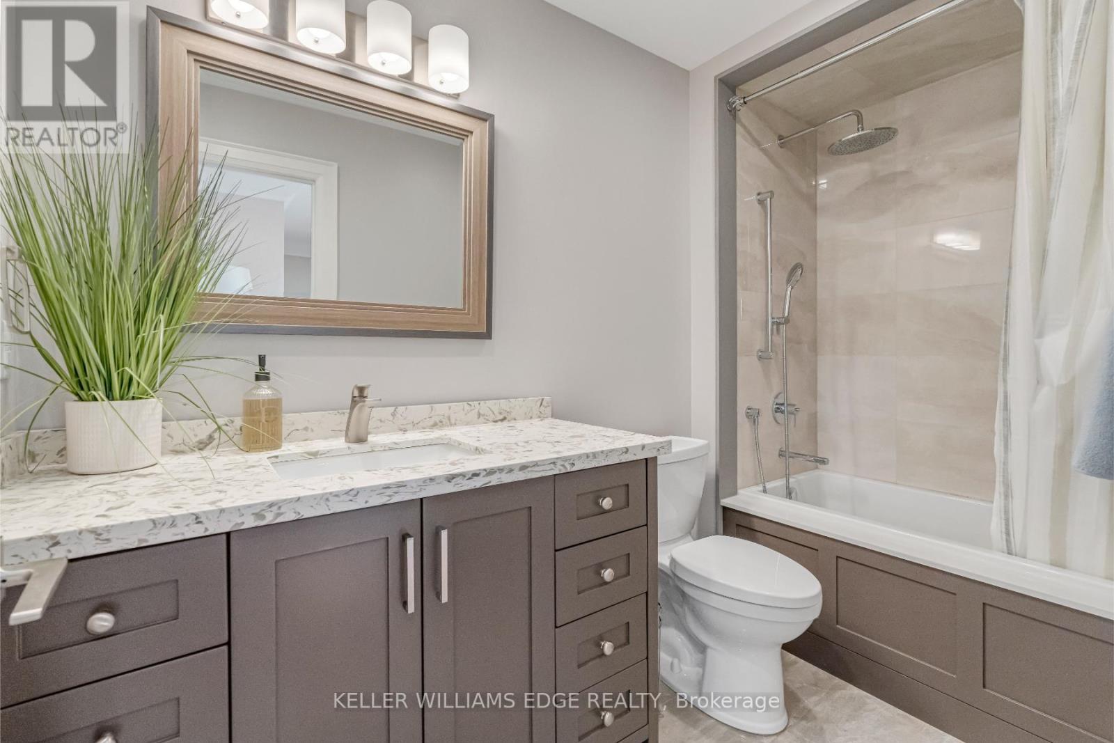 6 Credit Street, Halton Hills (Glen Williams), Ontario  L7G 2W1 - Photo 16 - W12694216