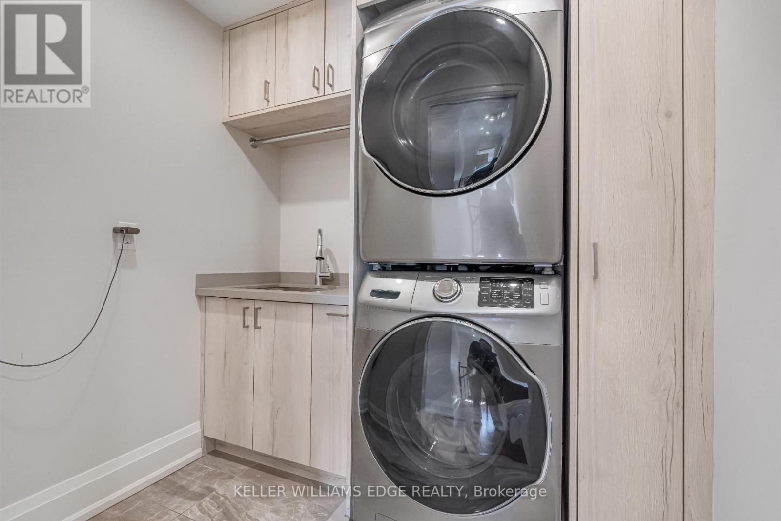 6 Credit Street, Halton Hills (Glen Williams), Ontario  L7G 2W1 - Photo 19 - W12694216