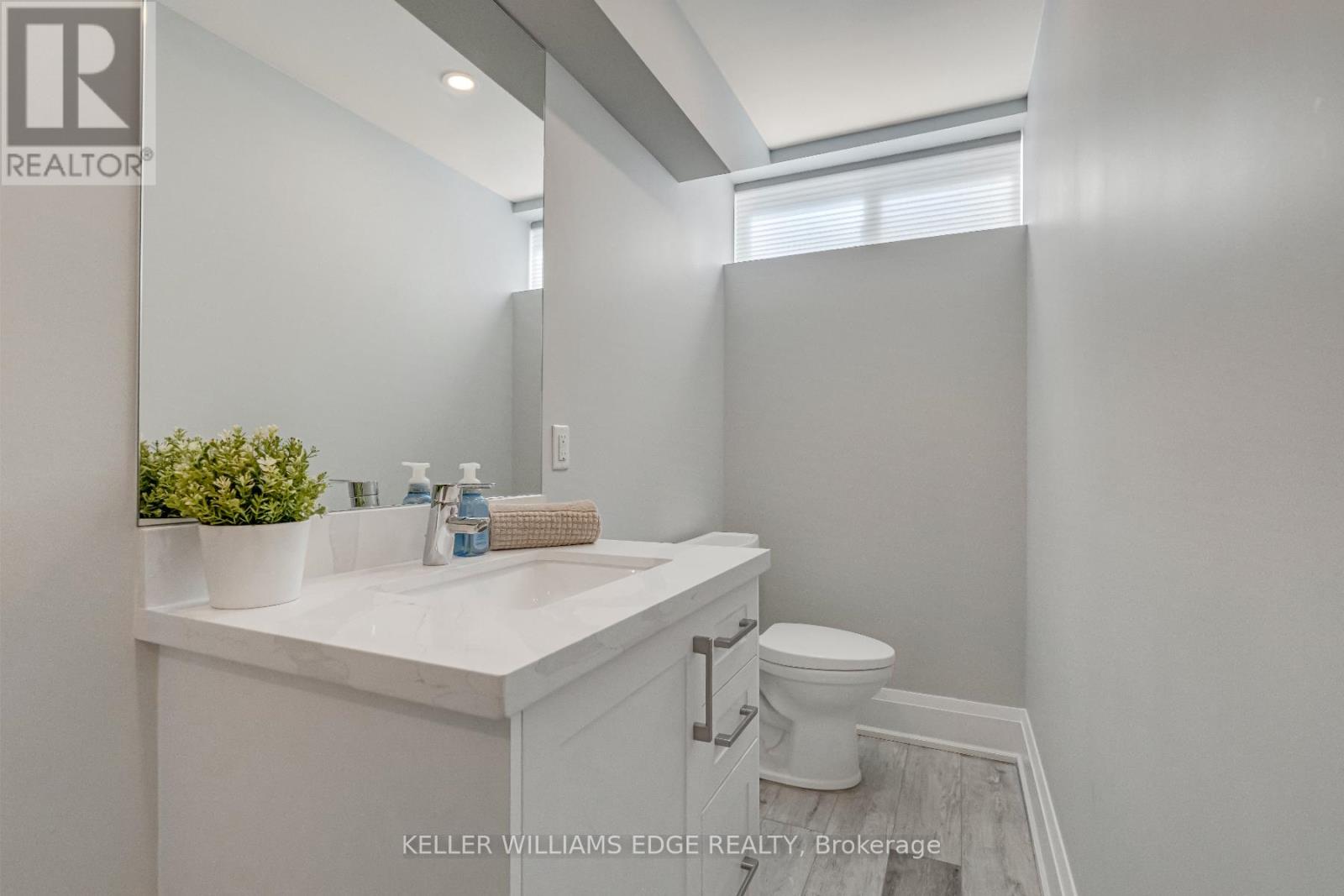 6 Credit Street, Halton Hills (Glen Williams), Ontario  L7G 2W1 - Photo 22 - W12694216