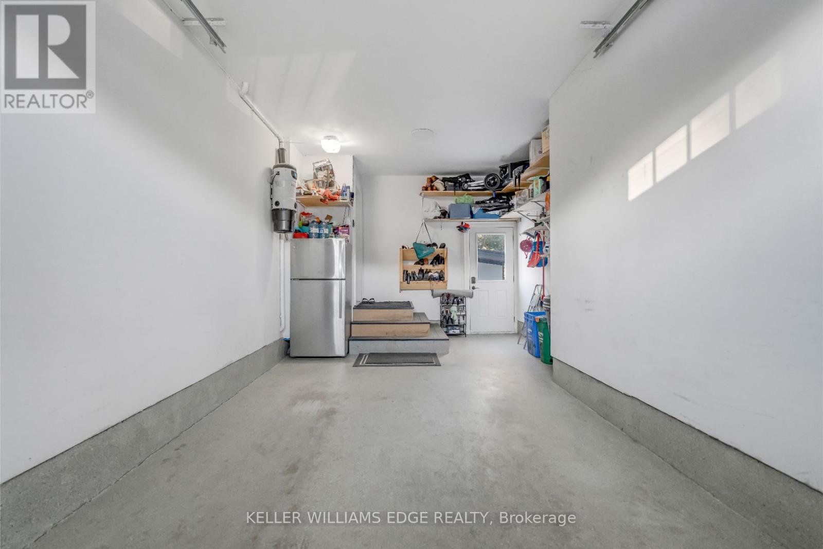 6 Credit Street, Halton Hills (Glen Williams), Ontario  L7G 2W1 - Photo 23 - W12694216