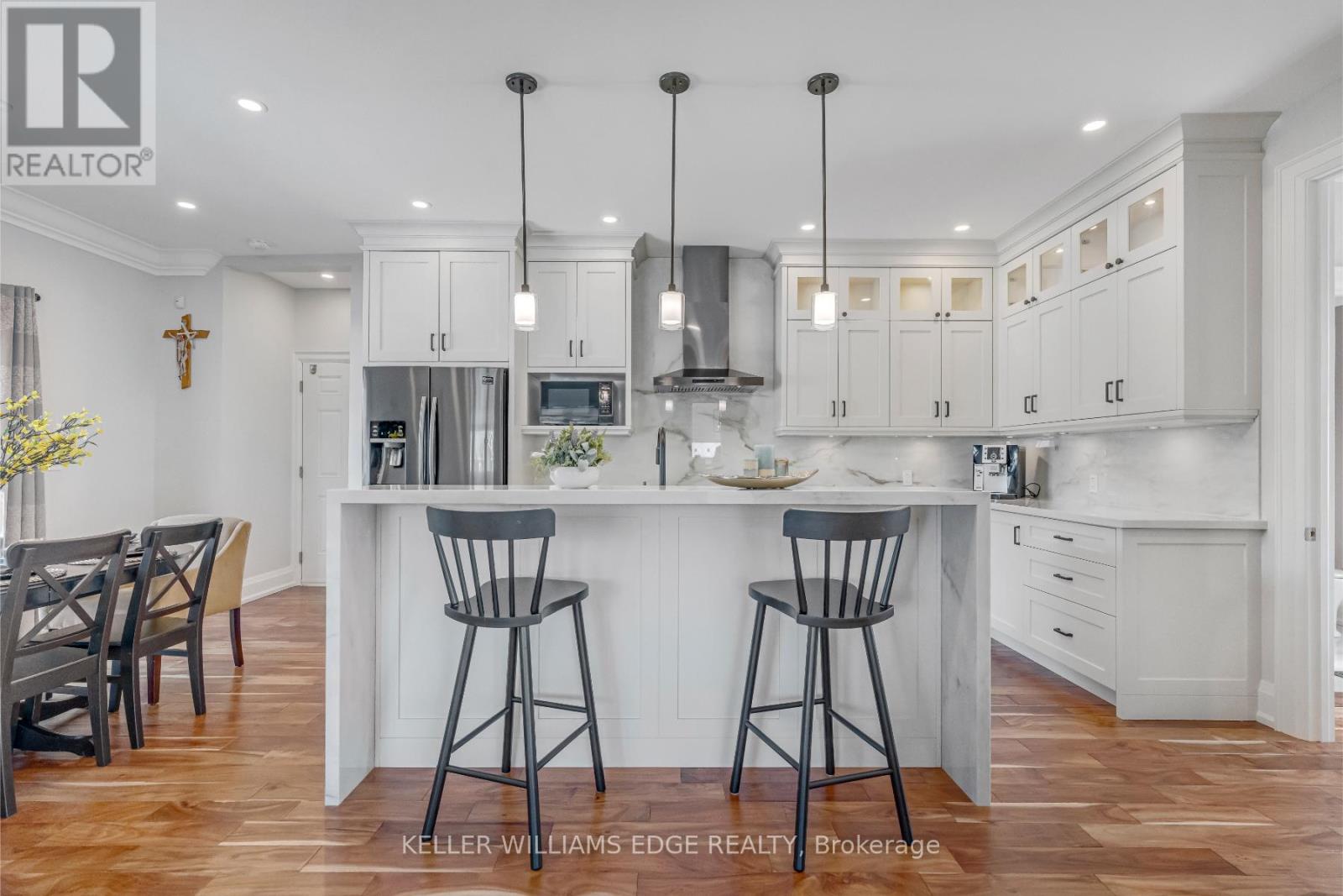 6 Credit Street, Halton Hills (Glen Williams), Ontario  L7G 2W1 - Photo 7 - W12694216